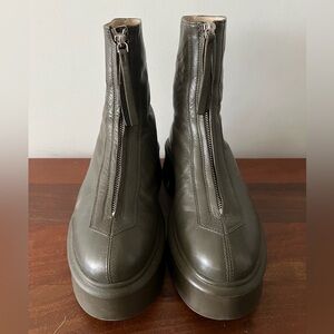 The Row Zipped Boots - Khaki - Size 38.5
